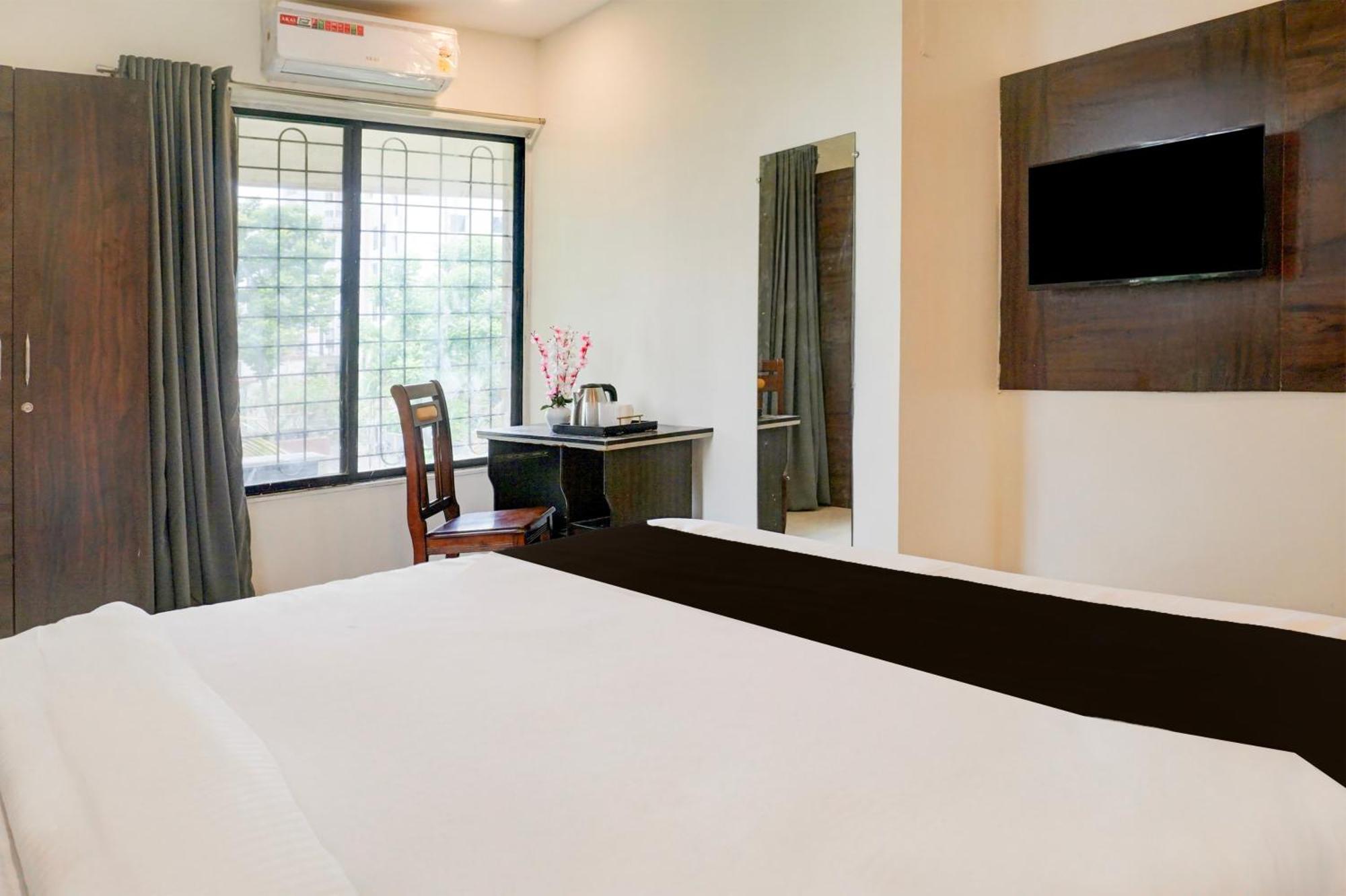 Super Hotel O Laxman Nagar Baner ปูเน่ ภายนอก รูปภาพ