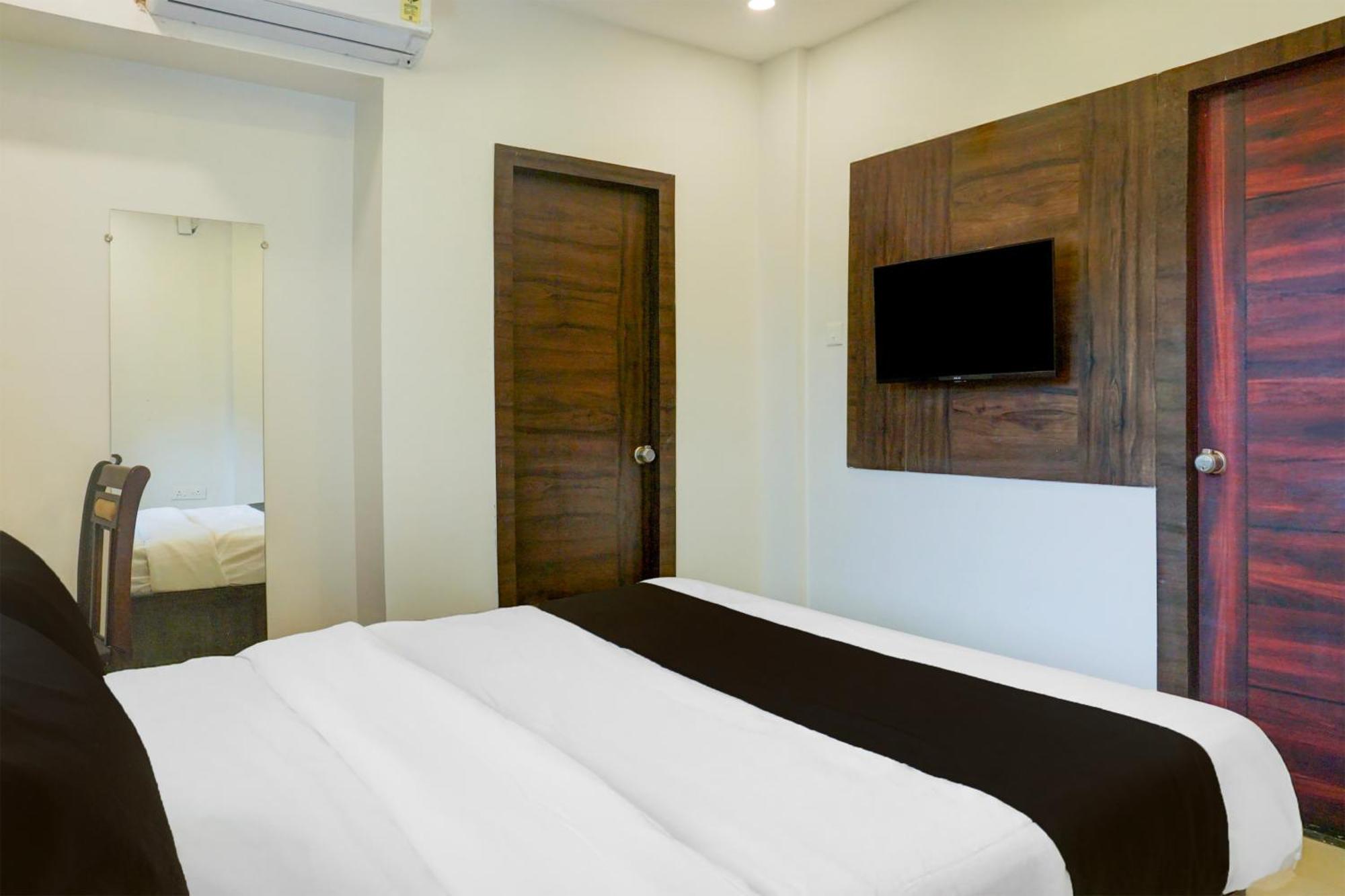 Super Hotel O Laxman Nagar Baner ปูเน่ ภายนอก รูปภาพ